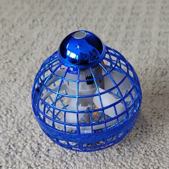 Boomerang Ball - Picture 1 of 5